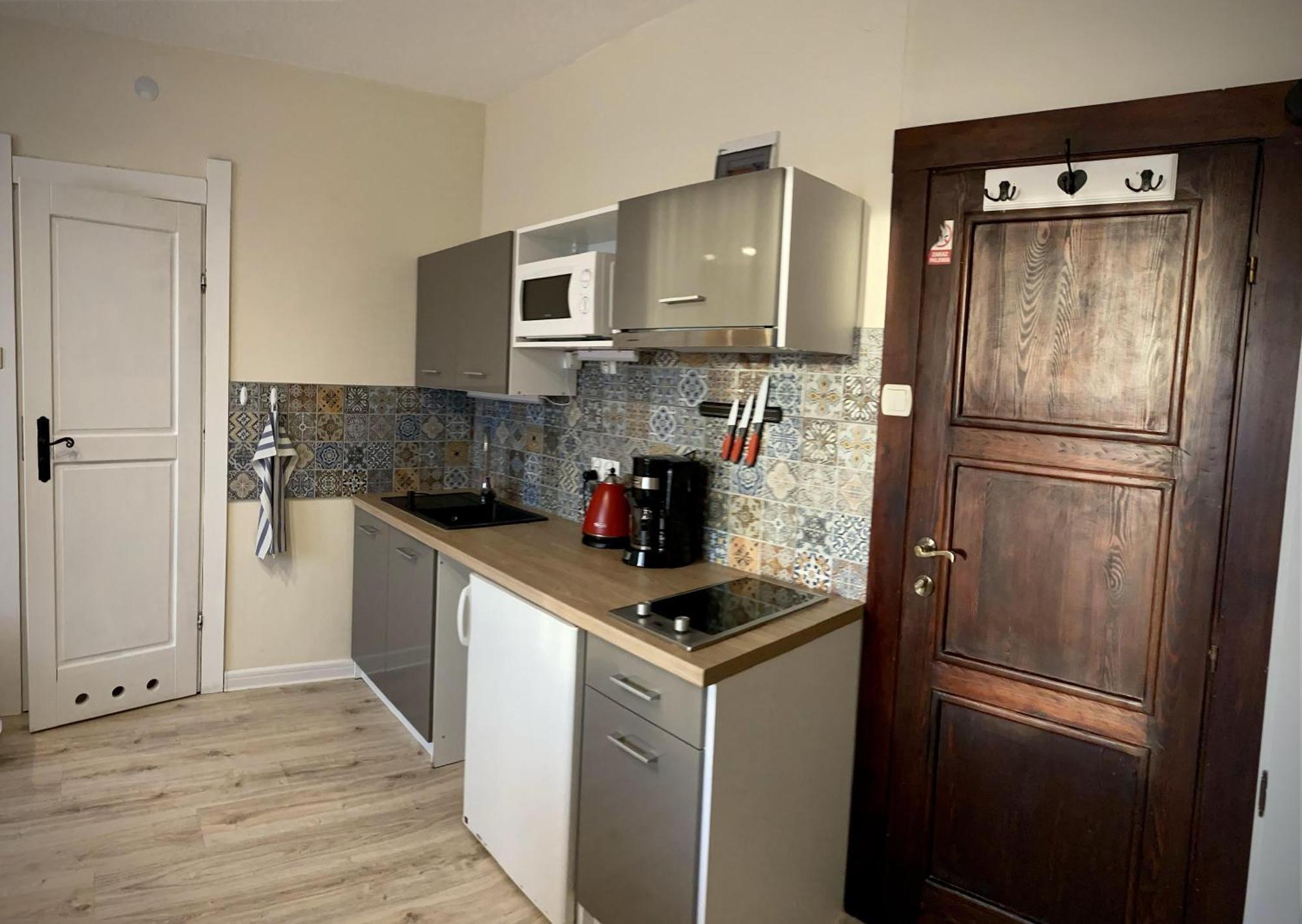 Villa Pod Orzechem W Zaniemyslu Экстерьер фото